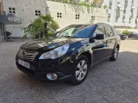 Usado Subaru Outback 165 CV (121 kW) 2010 Negro Familiar