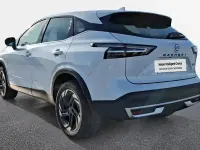 Usado Nissan Qashqai Acenta 190 CV (139 kW) 2024 Lunar white (perlada) SUV