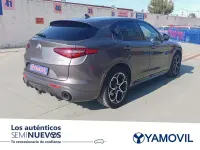 Usado Alfa Romeo Stelvio Veloce 280 CV (205 kW) 2022 Gris SUV