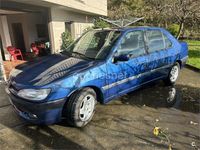 Usado Peugeot 306 112 CV (82 kW) 1997 Azul Berlina