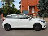 Usado Hyundai i20 84 CV (61 kW) 2018 Blanco Berlina