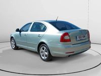 Usado Skoda Octavia 105 HP (77 kW) 2011 Azul Sedan