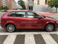 Usado Audi A3 Ambiente 140 CV (102 kW) 2009 Granate Utilitario