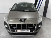 Usado Peugeot 3008 114 CV (83 kW) 2013 Beige Familiar