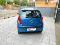 Usado Hyundai i10 Comfort 67 CV (49 kW) 2009 Azul Utilitario
