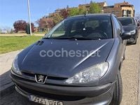 Usado Peugeot 206 75 CV (55 kW) 2006 Gris / plata Berlina