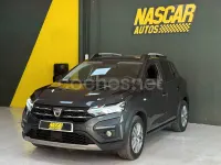 Usado Dacia Sandero Essentiel 90 CV (66 kW) 2021 Gris / plata Berlina