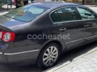 Usado VW Passat Advance 140 CV (102 kW) 2008 Marrón Berlina