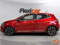 Usado Renault Clio Equilibre 100 CV (73 kW) 2023 Rojo Utilitario