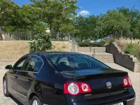 Usado VW Passat Highline 140 CV (102 kW) 2008 Negro Berlina