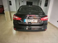 Usado Ford Focus Trend 115 CV (84 kW) 2011 Negro Berlina