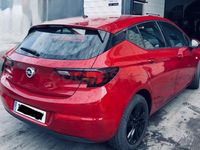 Usado Opel Astra GS Line 130 CV (95 kW) 2020 Granate Berlina