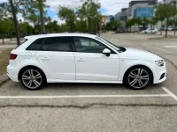 Usado Audi A3 Sportback S-Line 116 CV (85 kW) 2019 Blanco Utilitario