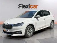 Usado Skoda Fabia Active 80 CV (58 kW) 2023 Blanco Utilitario