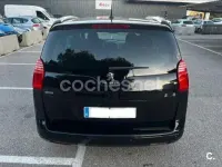 Usado Peugeot 5008 Access 120 CV (88 kW) 2016 Negro Monovolumen