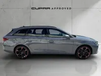 Usado Cupra Leon 204 CV (150 kW) 2025 Gris / plata Familiar
