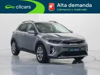 Usado Kia Stonic Style 100 HP (73 kW) 2024 Cinzento SUV