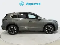 Usado VW Tiguan R-line 150 CV (110 kW) 2025 Verde SUV