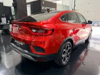 Usado Renault Arkana Equilibre 140 CV (102 kW) 2023 Granate SUV