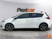 Usado Toyota Auris Hybrid Active 136 CV (100 kW) 2018 Blanco Berlina