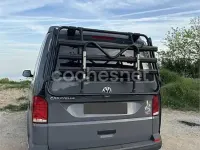 Usado VW Caravelle 110 CV (80 kW) 2021 Gris / plata Van