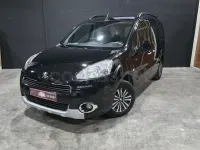 Usado Peugeot Partner Tepee Active 92 CV (67 kW) 2015 Negro Monovolumen