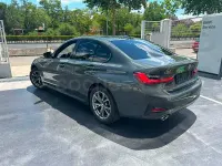 Usado BMW 320e Comfort Edition 190 CV (139 kW) 2022 Gris / plata Berlina