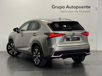 Usado Lexus NX300h 197 CV (144 kW) 2021 Gris / plata SUV