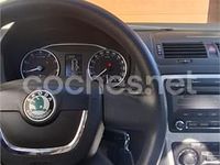 Usado Skoda Octavia Executive 160 CV (117 kW) 2011 Negro Familiar