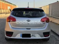 Usado Kia Ceed GT 136 CV (100 kW) 2016 Gris / plata Berlina