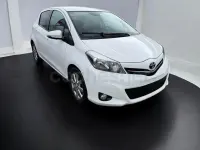 Käytetty Toyota Yaris Active 90 HP (66 kW) 2015 Valkoinen Viistoperä