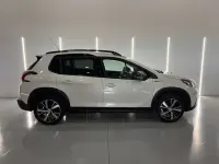 Usado Peugeot 2008 GT-line 131 CV (96 kW) 2016 Blanco SUV