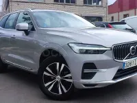 Usado Volvo XC60 Ultimate 350 CV (257 kW) 2022 Gris / plata SUV