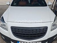 Usado Opel Insignia Country Tourer 195 CV (143 kW) 2013 Blanco Familiar