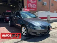 Usado Alfa Romeo 147 Distinctive 115 CV (84 kW) 2004 Negro Utilitario