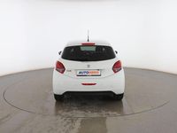 Usado Peugeot 208 82 CV (60 kW) 2019 Blanco Utilitario