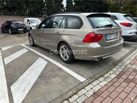 Usado BMW 320 177 CV (130 kW) 2010 Gris / plata Familiar