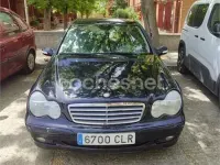 Usado Mercedes C180 Classic 143 CV (105 kW) 2003 Azul Berlina
