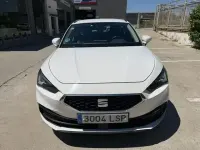 Usado Seat Leon Style 115 CV (84 kW) 2021 Blanco Familiar