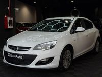 Usado Opel Astra Excellence 125 HP (91 kW) 2015 Branco Sedan