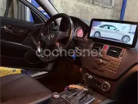 Usado Mercedes C200 136 CV (100 kW) 2010 Gris / plata Berlina