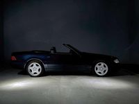 Usado Mercedes SL320 231 CV (169 kW) 1997 Azul Coupe