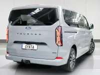 Usado Ford Tourneo Titanium X 170 CV (125 kW) 2025 Gris Monovolumen