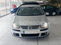 Usado VW Golf IV Sportline 140 CV (102 kW) 2005 Gris / plata Berlina