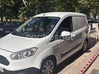 Usado Ford Tourneo Courier Trend 75 CV (55 kW) 2016 Blanco Monovolumen