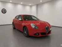 Usado Alfa Romeo Giulietta Veloce 140 CV (102 kW) 2013 Rojo Utilitario