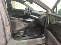 Usado Audi Q4 e-tron 125 kW (170 CV) 2025 Gris balasto SUV