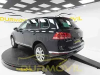 Second-hand VW Touareg 204 CP (150 kW) 2015 Negru SUV