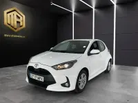 Usado Toyota Yaris Business Edition 115 CV (84 kW) 2024 Blanco Utilitario