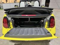 Usado Mini Cooper Cabriolet Classic 163 CV (119 kW) 2025 Amarillo Descapotable